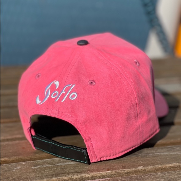 Soflo hat suede with silicone logo - Picture 6 of 6